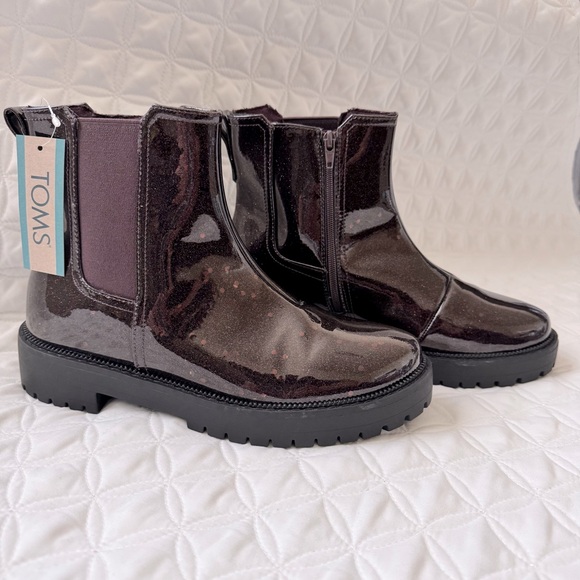 NWT TOMS Youth Bennet Bootie Chelsea Ankle Blackberry Confetti Size 5 - Picture 1 of 10